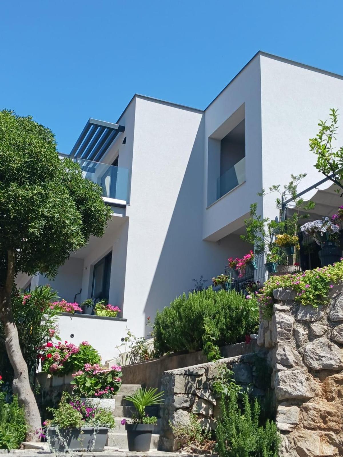 Apartment Mirella 2 Rabac Exterior foto